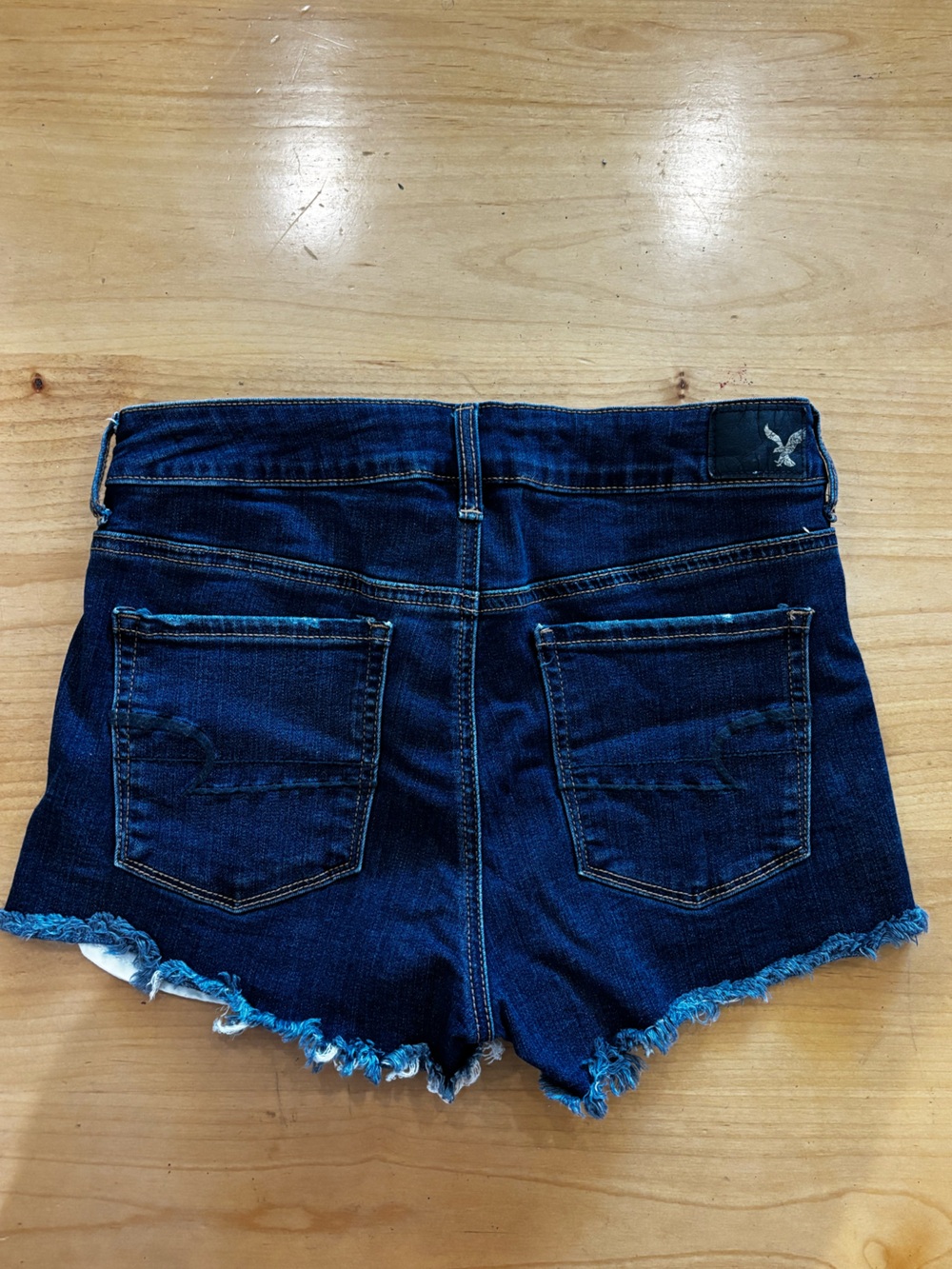 American Eagle High-Rise Shorts Women’s 10 - Picture 2 of 4